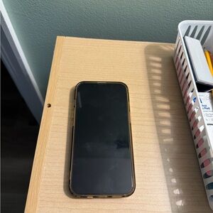 Apple IPhone 14 With Cases & Chargers